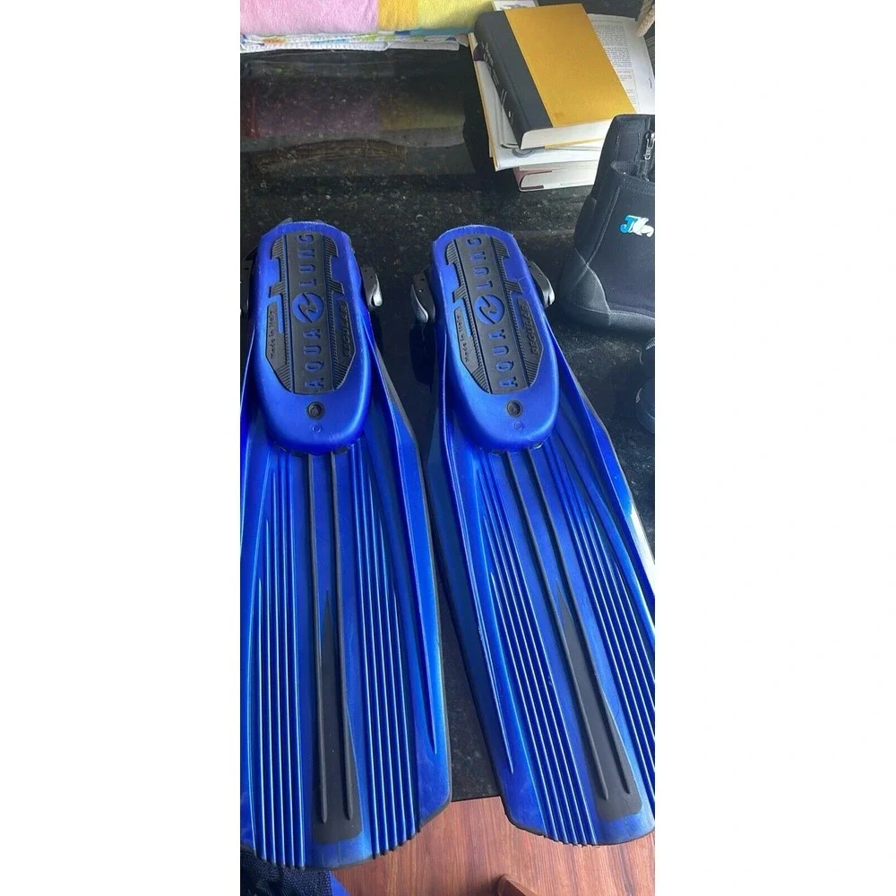 Aquafin scuba fins open heel, Set Of‎ Small Diving Gloves